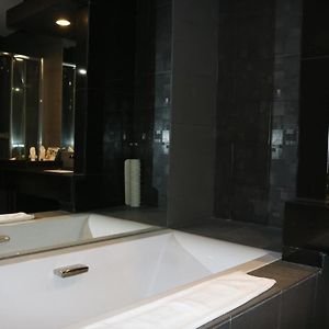 Grand Deluxe Twin Room